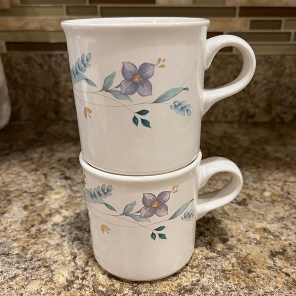 Pfaltzgraff April 8 oz. Mugs Set of Two